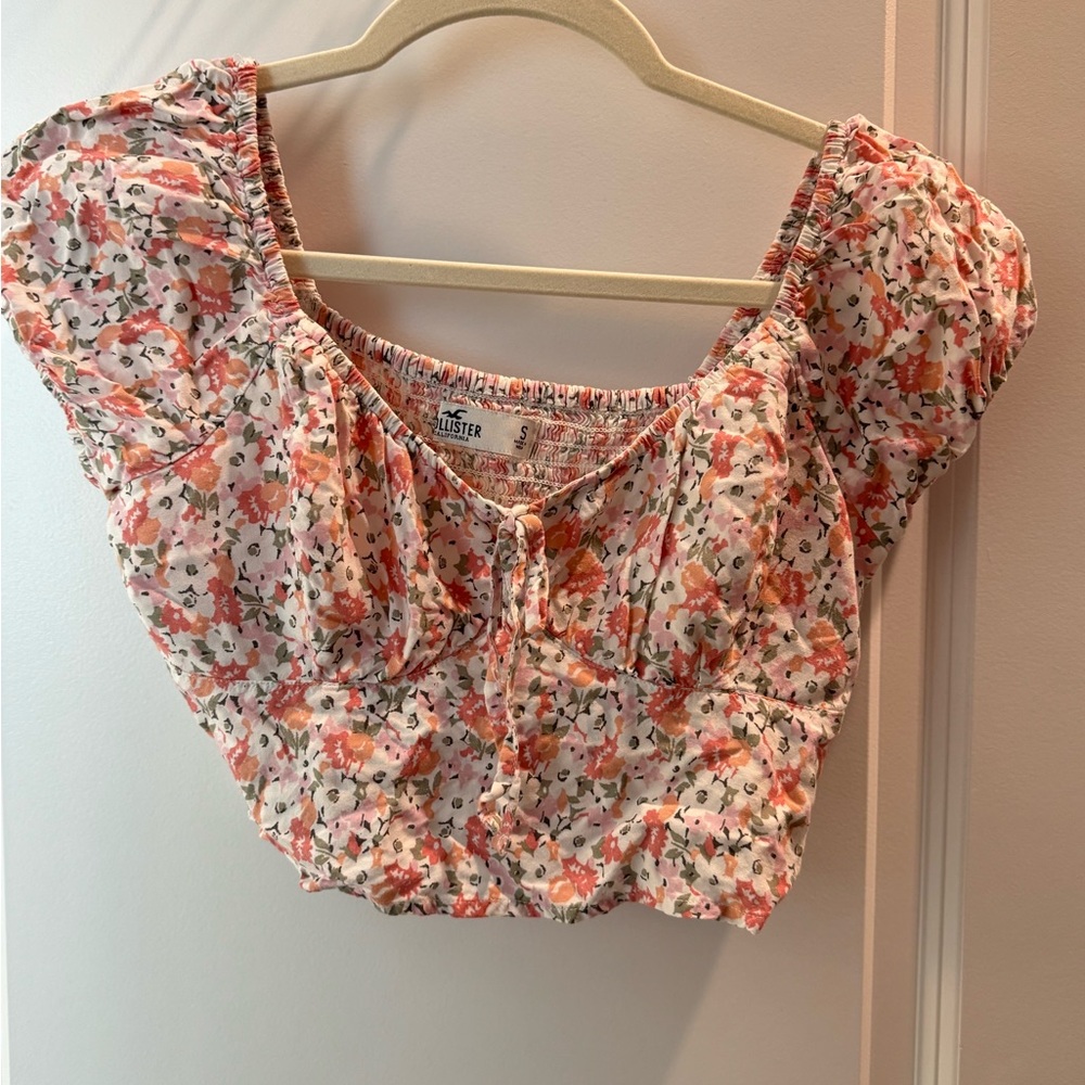 Hollister Floral Puff Sleeve Blouse - Pink and Orange